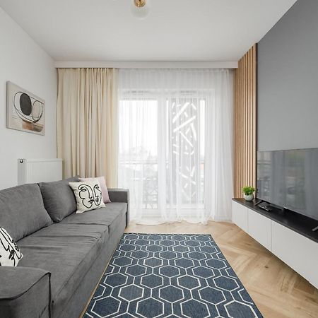 Michalczyka Stylish Apartment With Parking In The City Center Of Wroclaw By Noclegi Renters Экстерьер фото