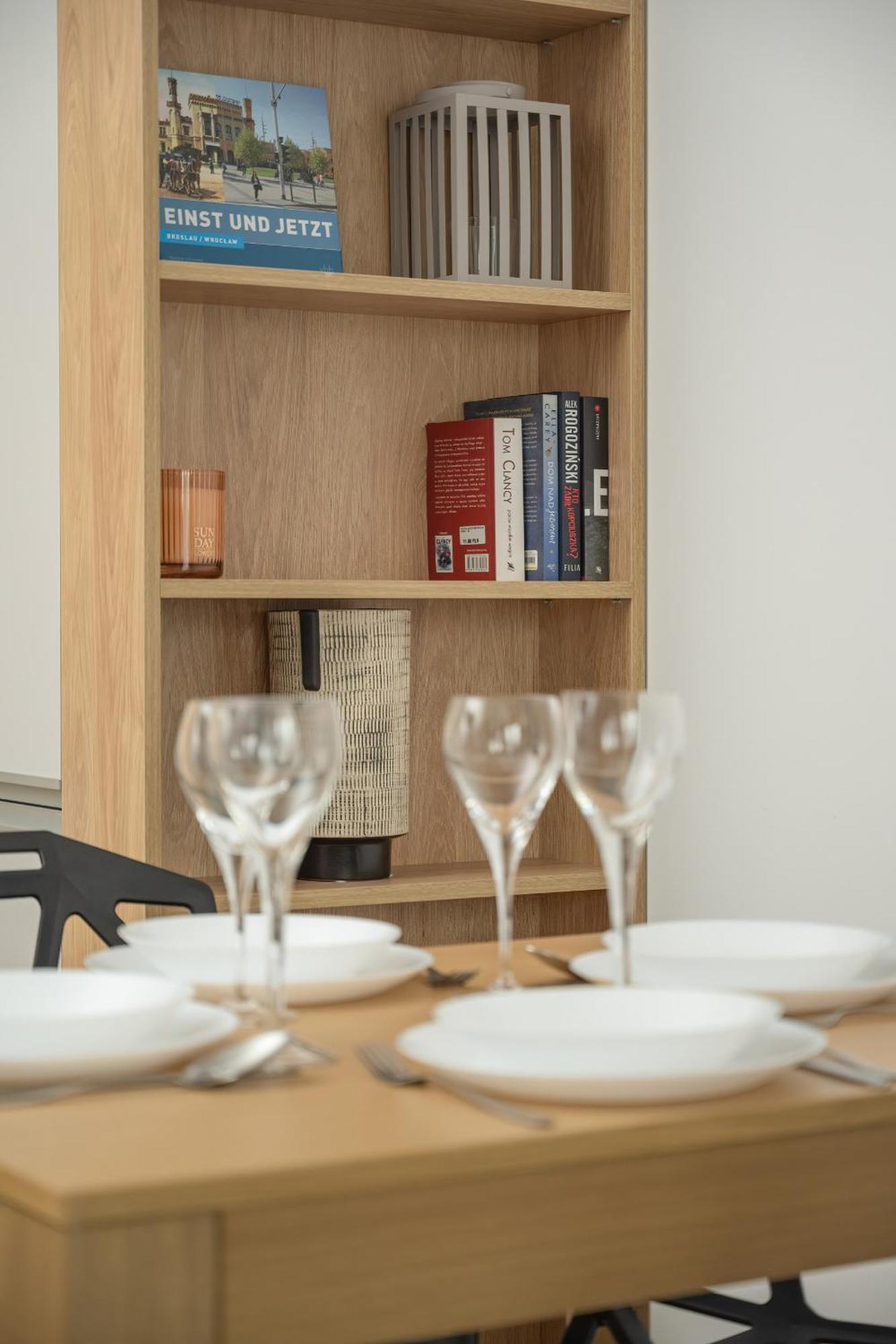 Michalczyka Stylish Apartment With Parking In The City Center Of Wroclaw By Noclegi Renters Экстерьер фото